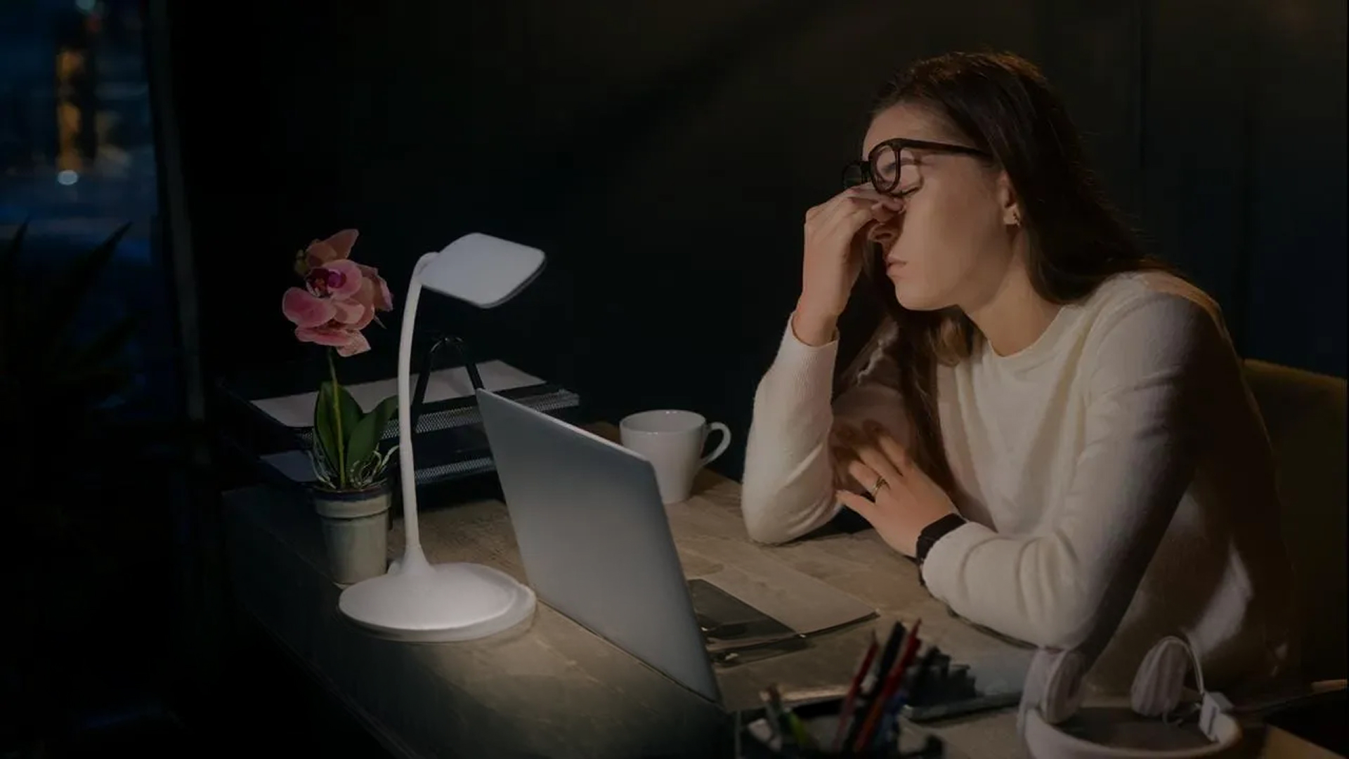 Work From Home Sleep Schedule Maintaining Boundaries